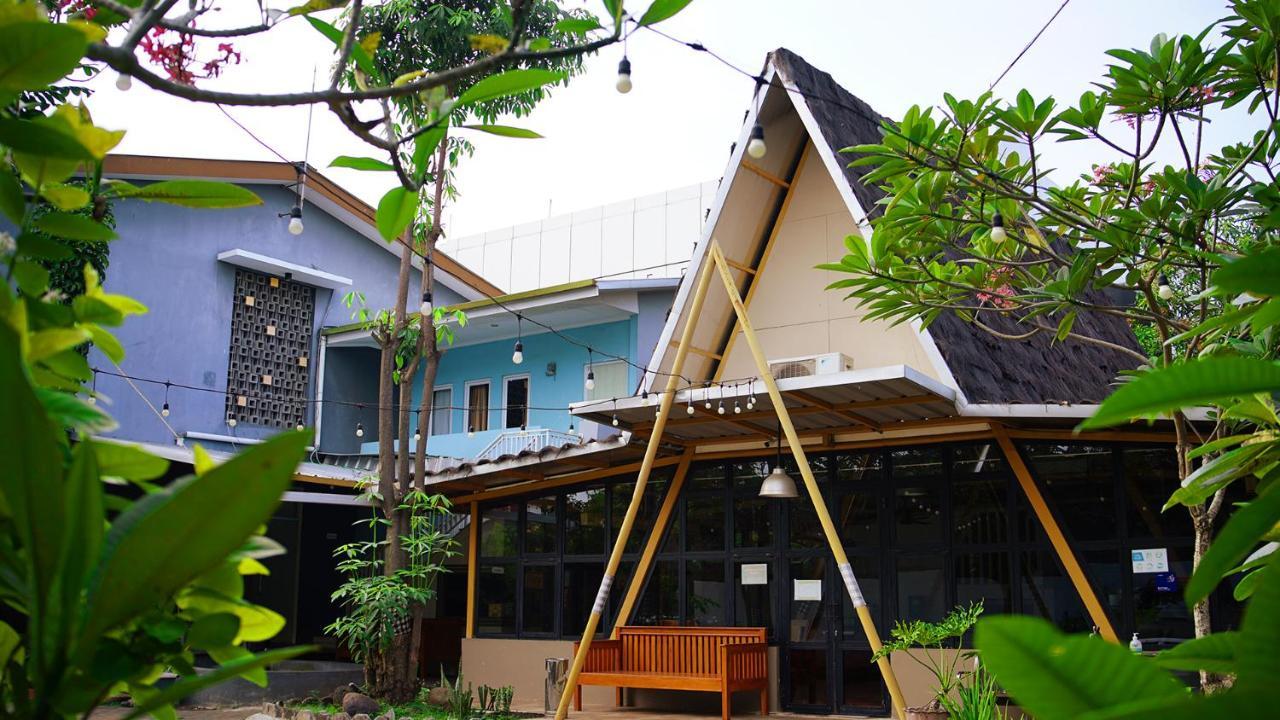 Gaia Asri Hotel Pamanukan Hilir المظهر الخارجي الصورة